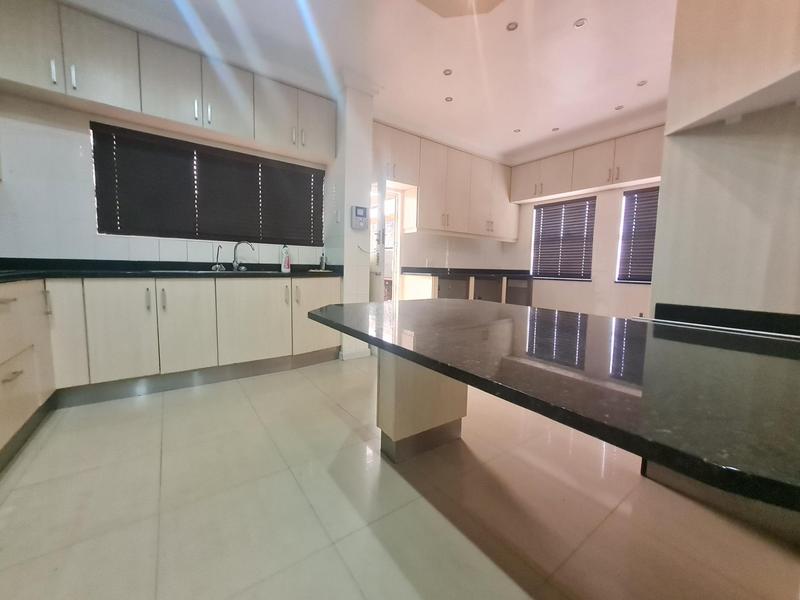 To Let 3 Bedroom Property for Rent in Strand Western Cape